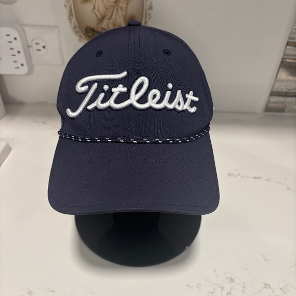 Titleist Tour Breezer Rope Golf Hat Adjustable Cap Excellent Condition Blue - Picture 1 of 7